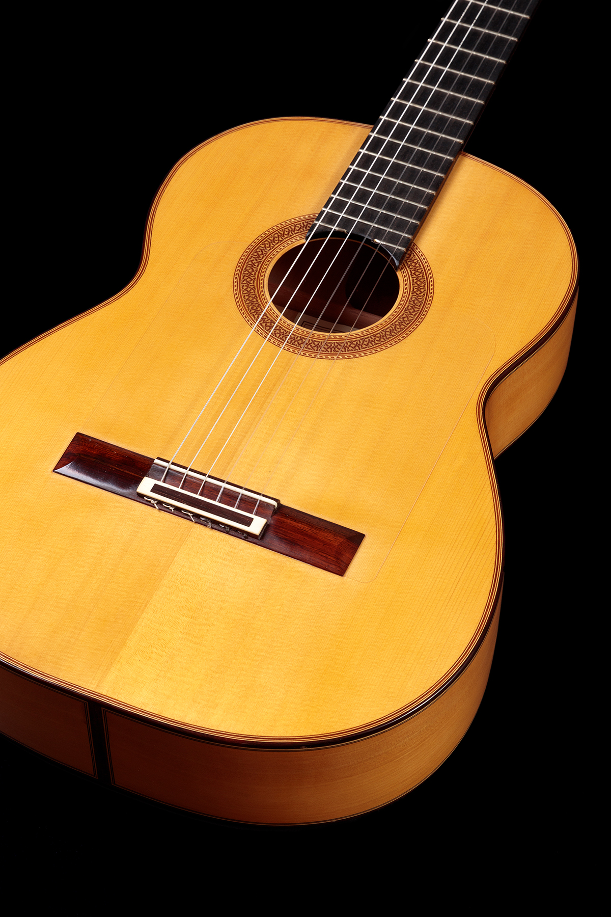Juan Manuel Garcia Flamenca Blanca 2121